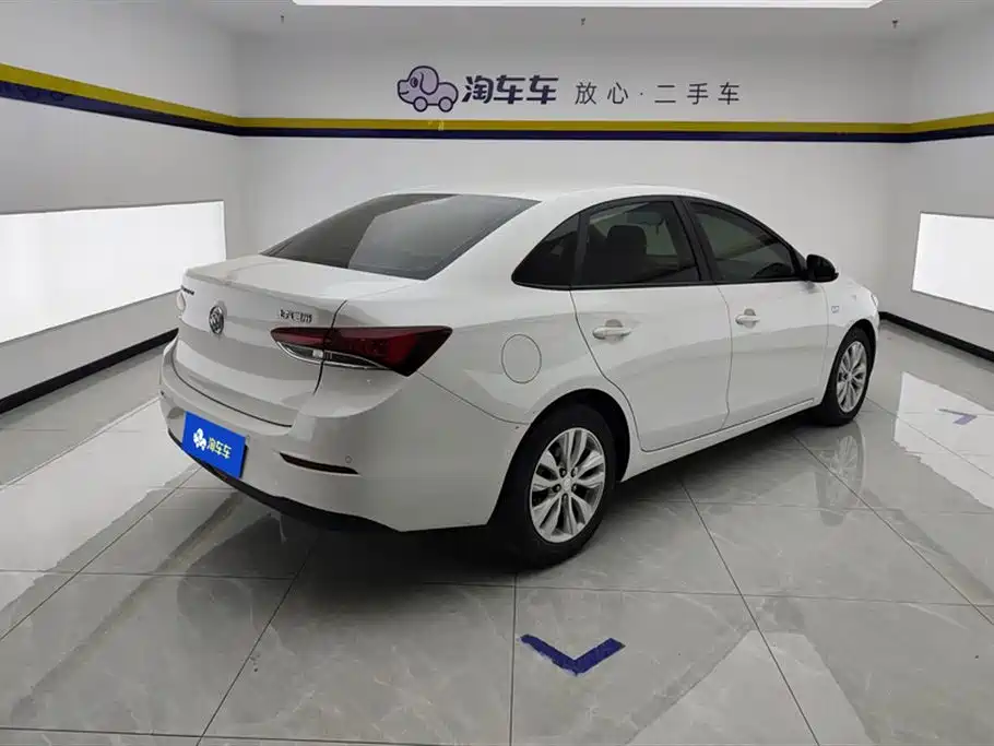 Buick Excelle 2021 Exemplar 1.5L Auto Elite фото 3