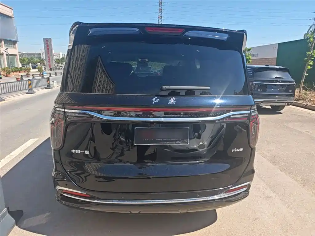 Hongqi HQ9 2023 2.0T Smart Connect Flag Enjoy Edition фото 6