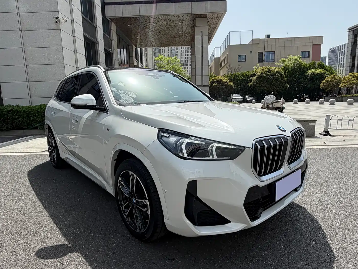 BMW X1 2023 sDrive25Li M Sport Package фото 3