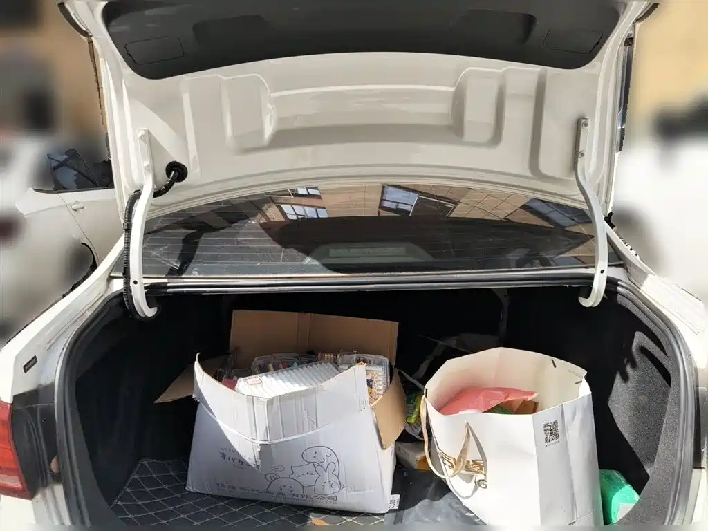 Volkswagen Lavida 2019 Lavida Start 1.5L Auto Trend (China VI) фото 10