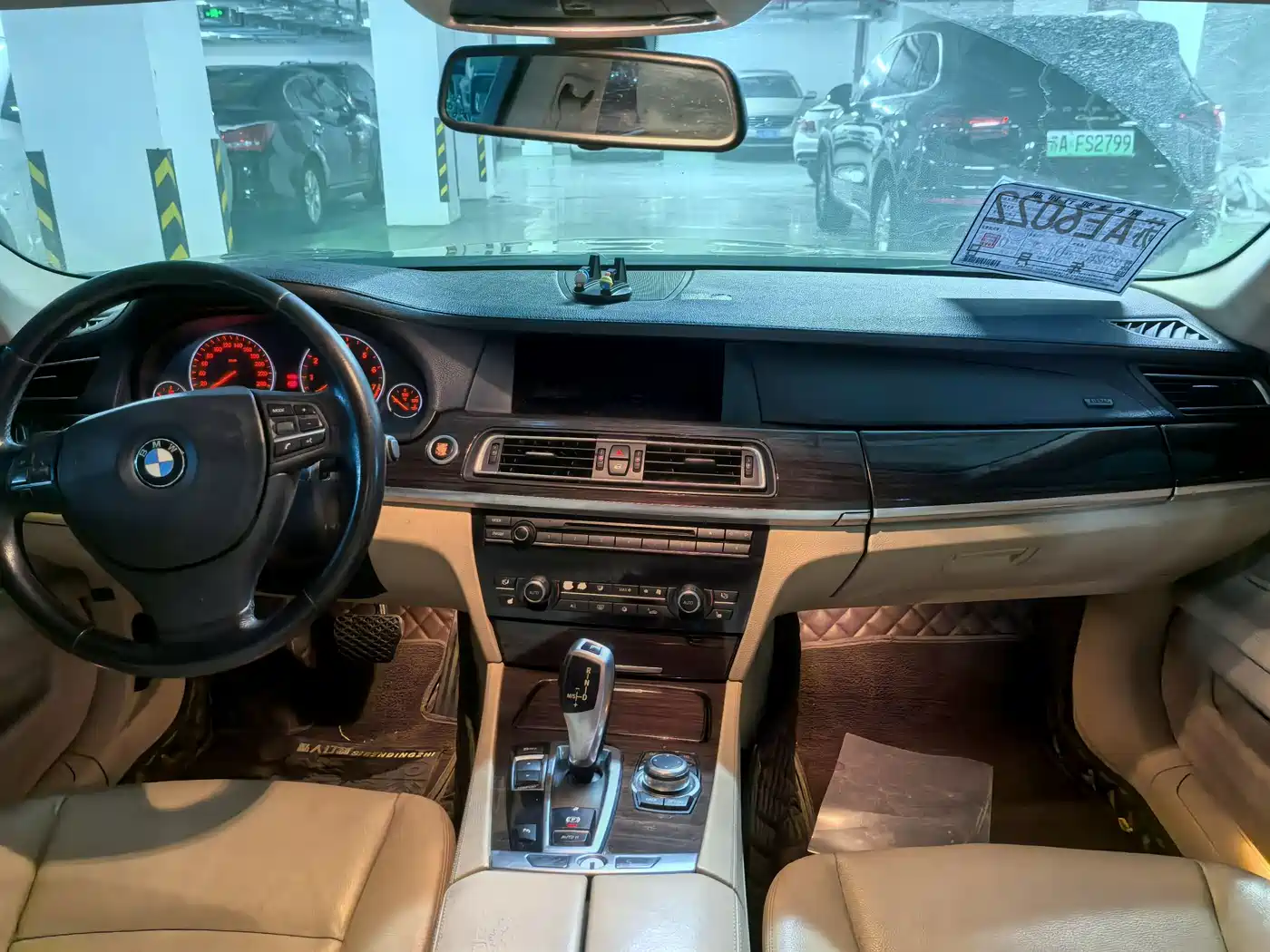 BMW 7 Series 2009 730Li Luxury фото 14
