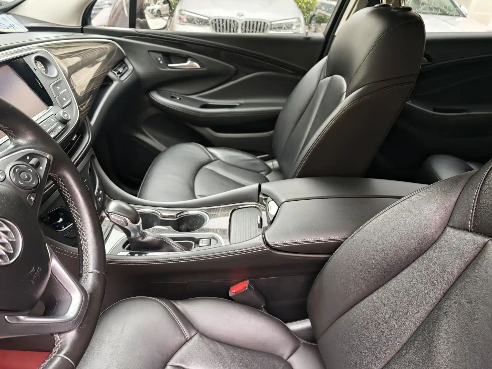 Фото 15 - Buick Envision Plus