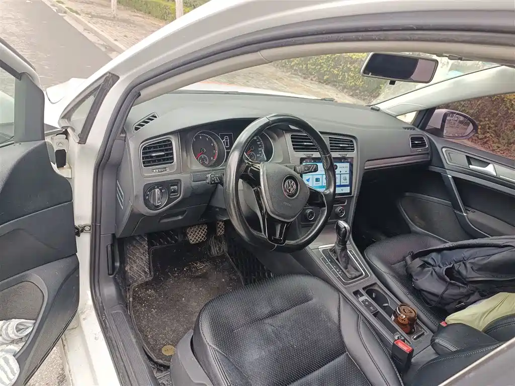 Volkswagen Golf 2015 1.4TSI Automatic Comfort фото 6