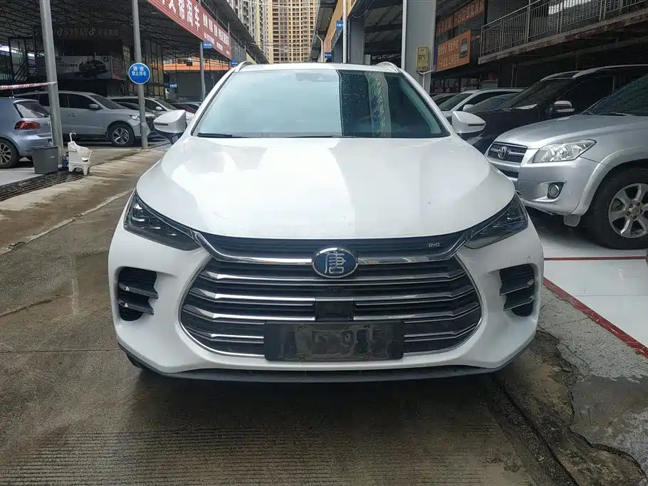 BYD Tang New Energy 2018 DM 2.0T AWD Smart Connection Enjoy Edition 7-Seater China V фото 2