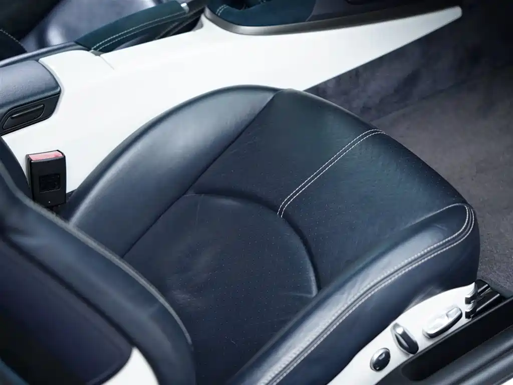 Photo 38 - Porsche 911