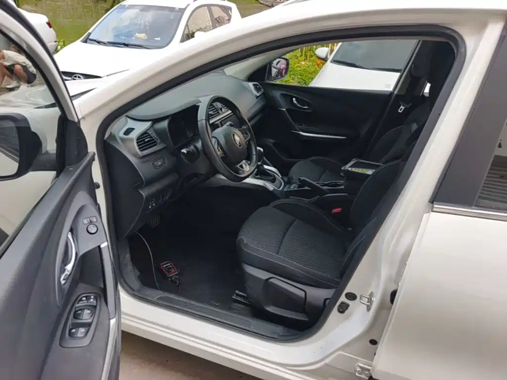 Renault Kadjar 2018 2017 2.0L 2WD Comfort Edition