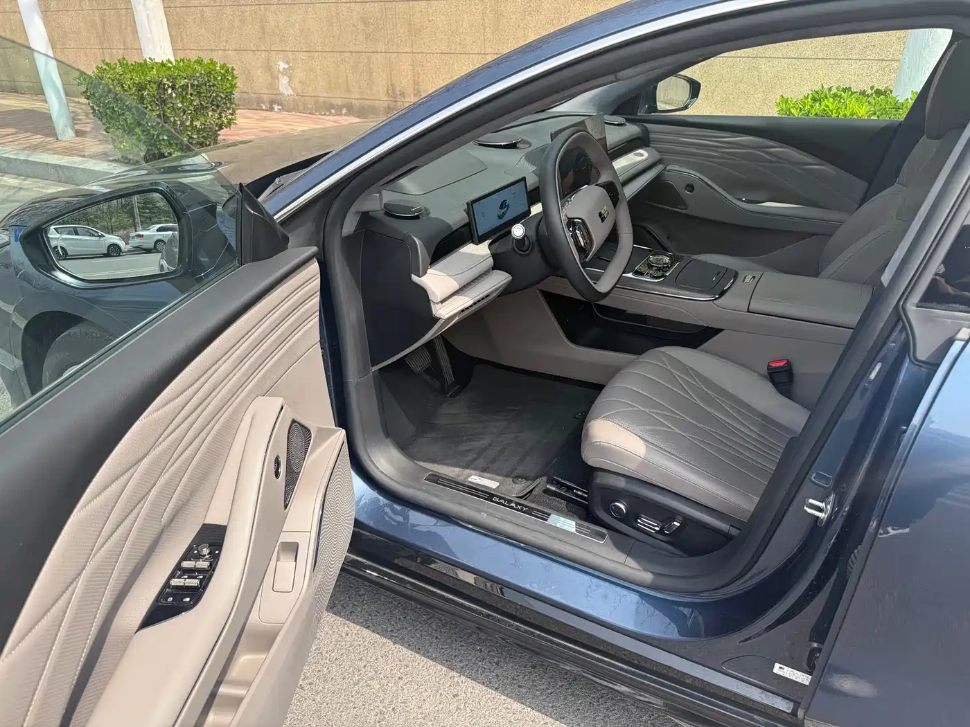 GEELY GALAXY GALAXY SPARKLE 8