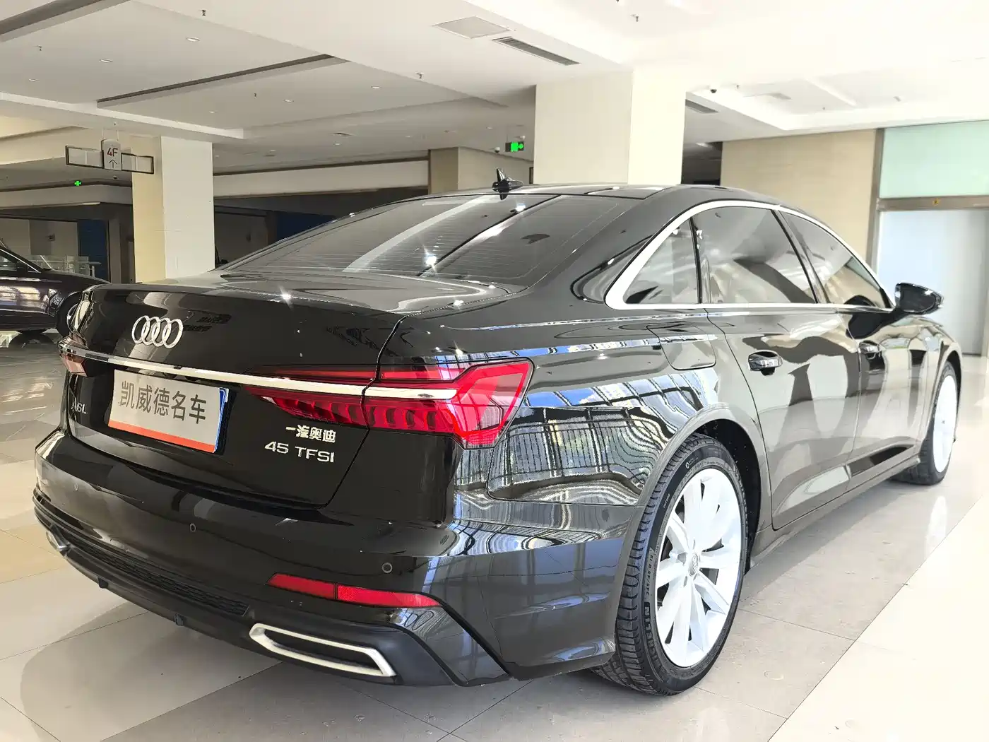 Audi A6L 2021 45 TFSI Exclusive Sport фото 12