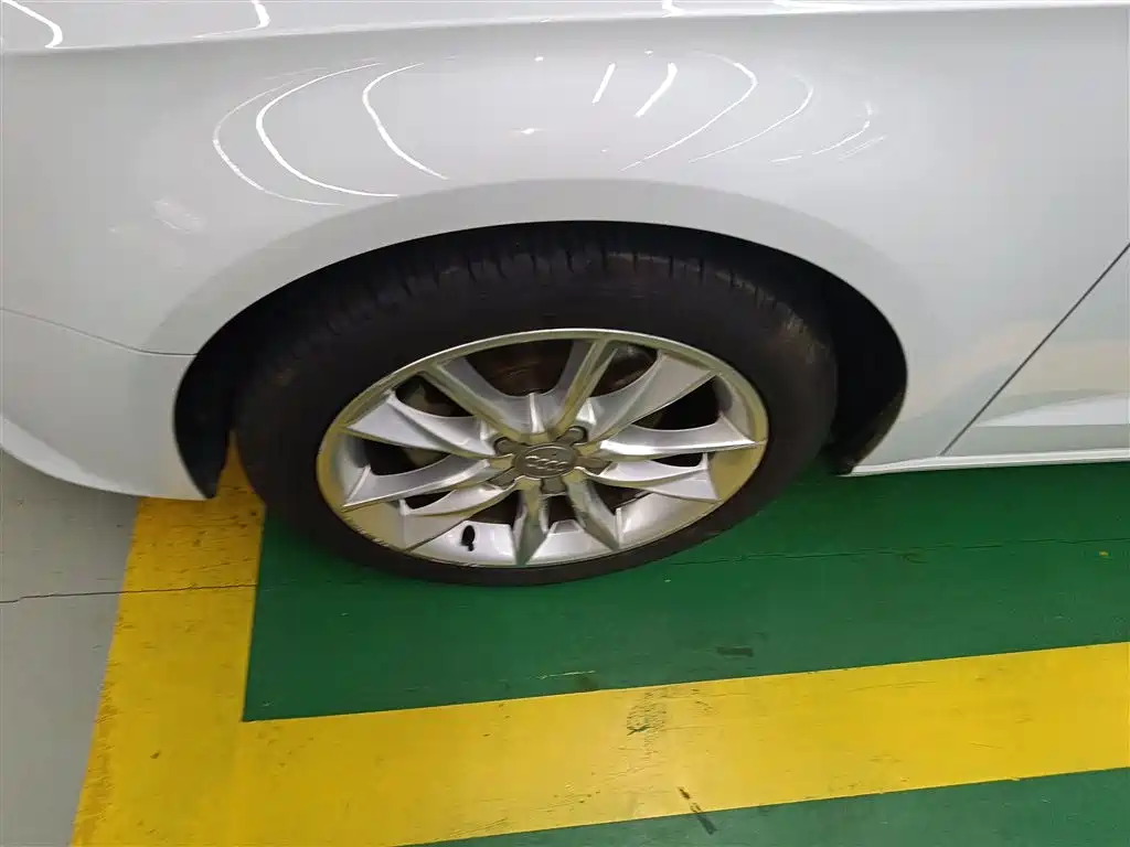 Audi A3 2016 Sportback 35 TFSI Style фото 23
