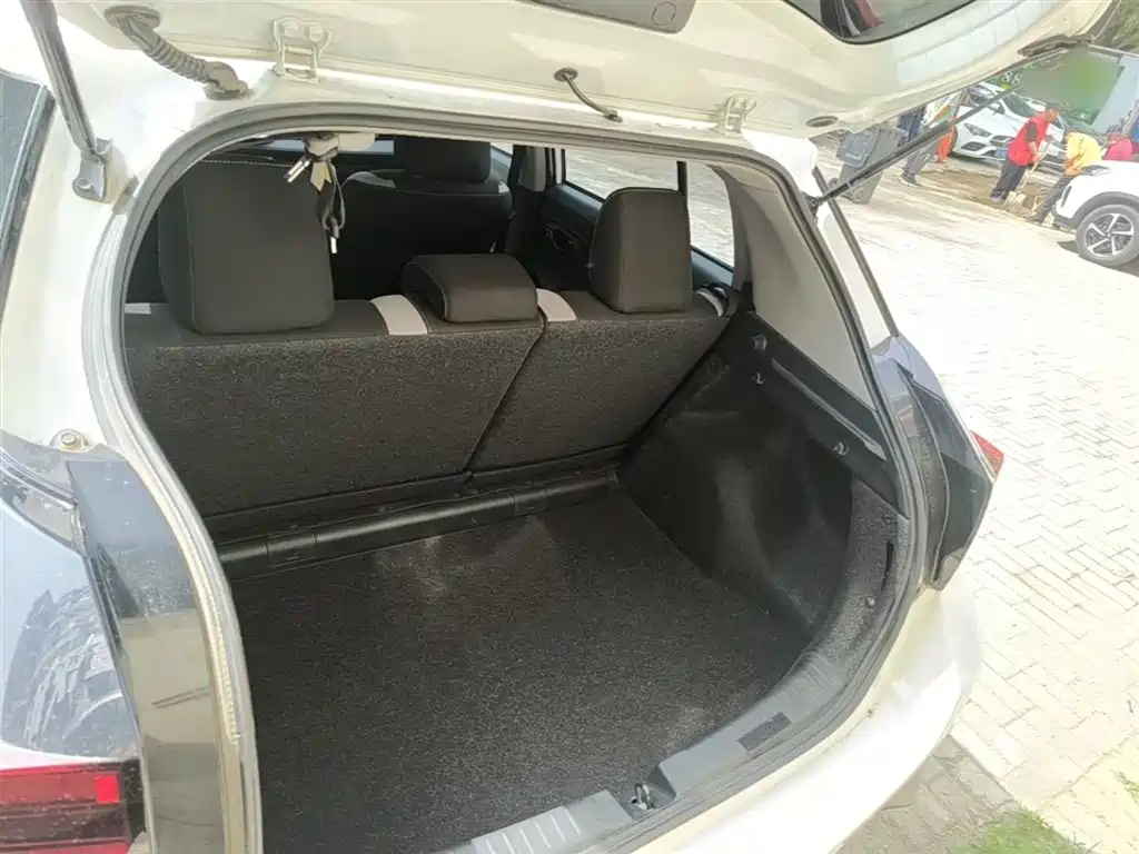 Toyota YARiS L Zhi Xuan 2020 Zhi Xuan X 1.5L CVT Leading фото 19