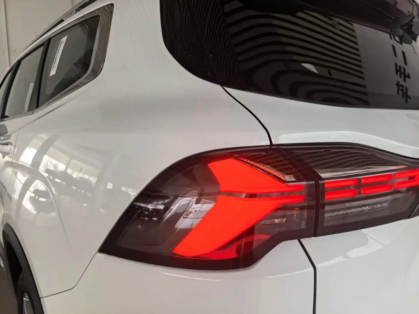 Geely Haoyue L 2024 2024 Model 2.0T DCT Luxury