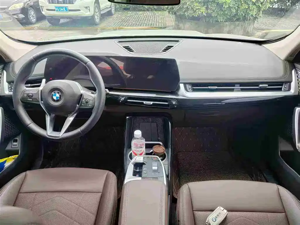 BMW X1 2023 sDrive25Li X Design Package фото 3