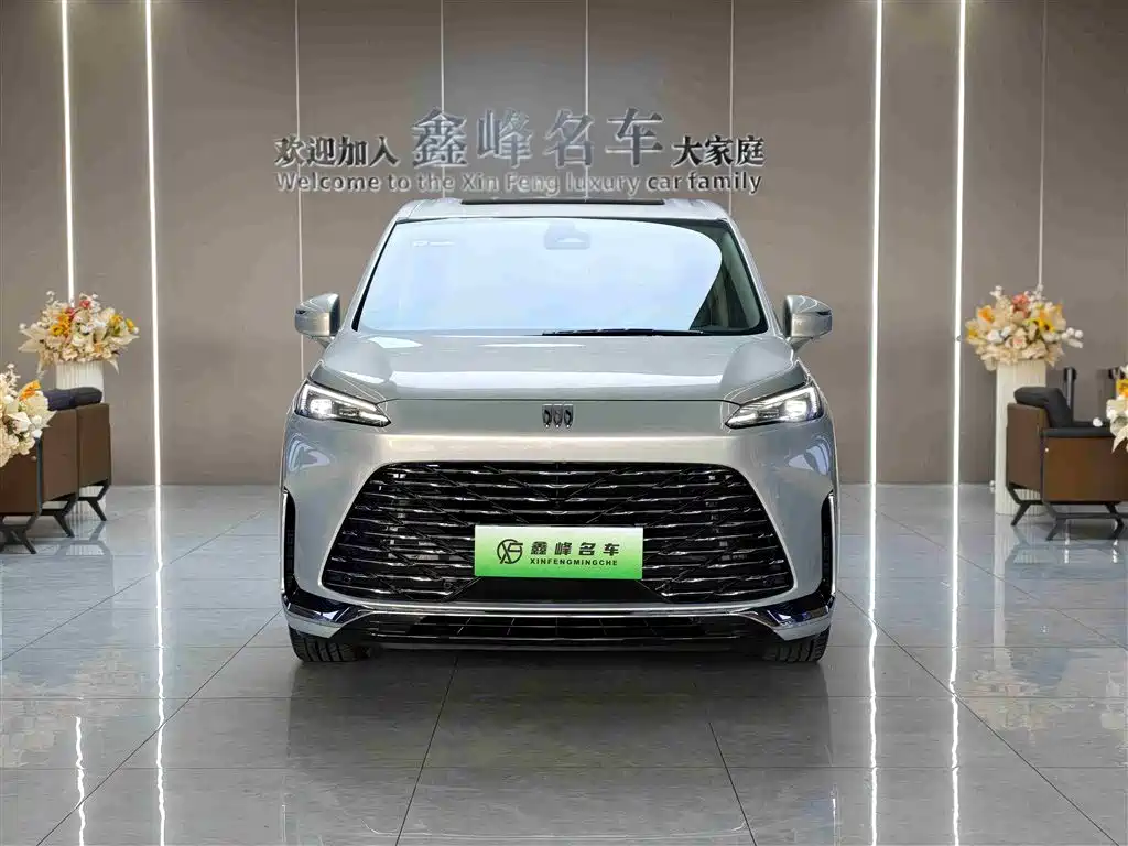 Buick GL8 New Energy 2025 Land Honor Premium Edition 7-Seater фото 2