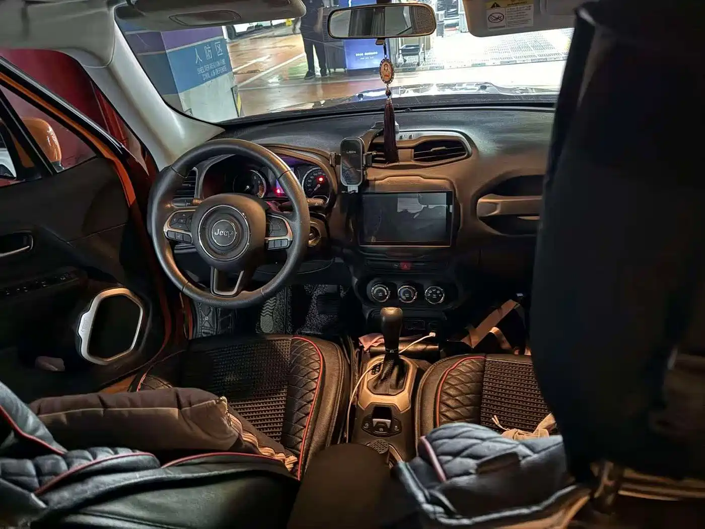 Jeep Renegade 2018 2017 180T Automatic High-Energy Edition
