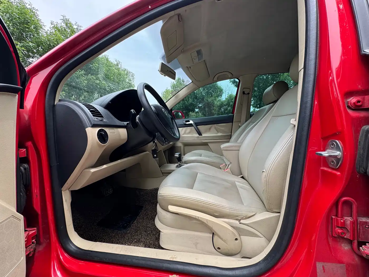 Volkswagen Polo 2011 1.4L Automatic Cool Edition фото 4