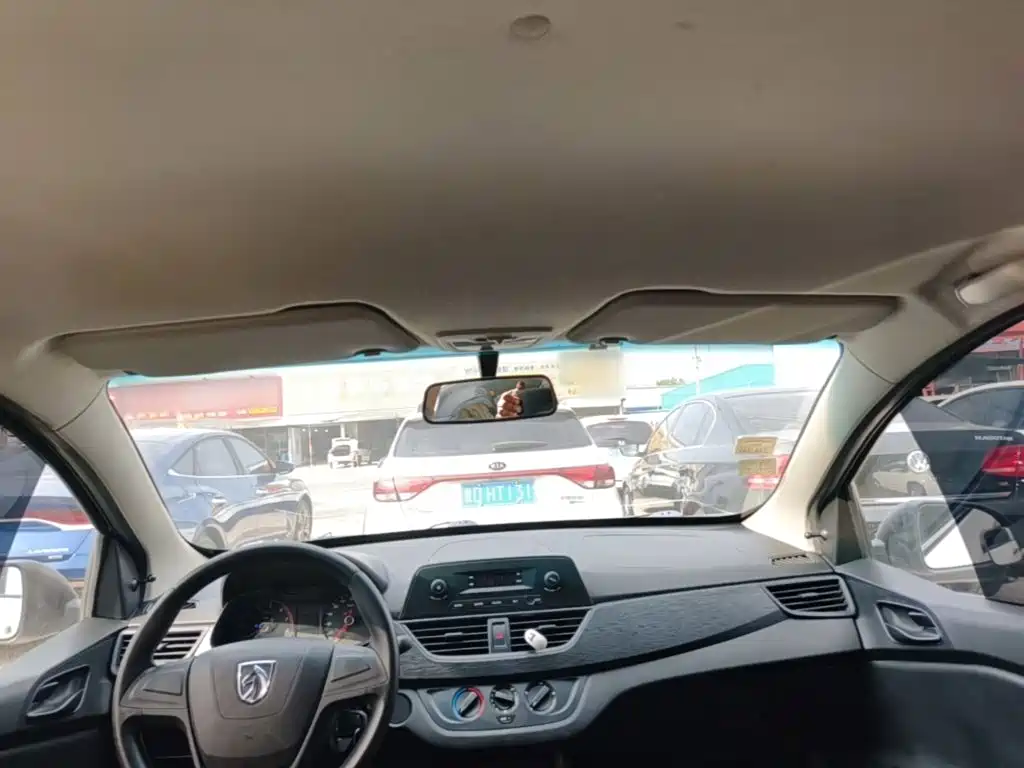 Baojun 310 2016 2016 1.2L Manual Value Edition