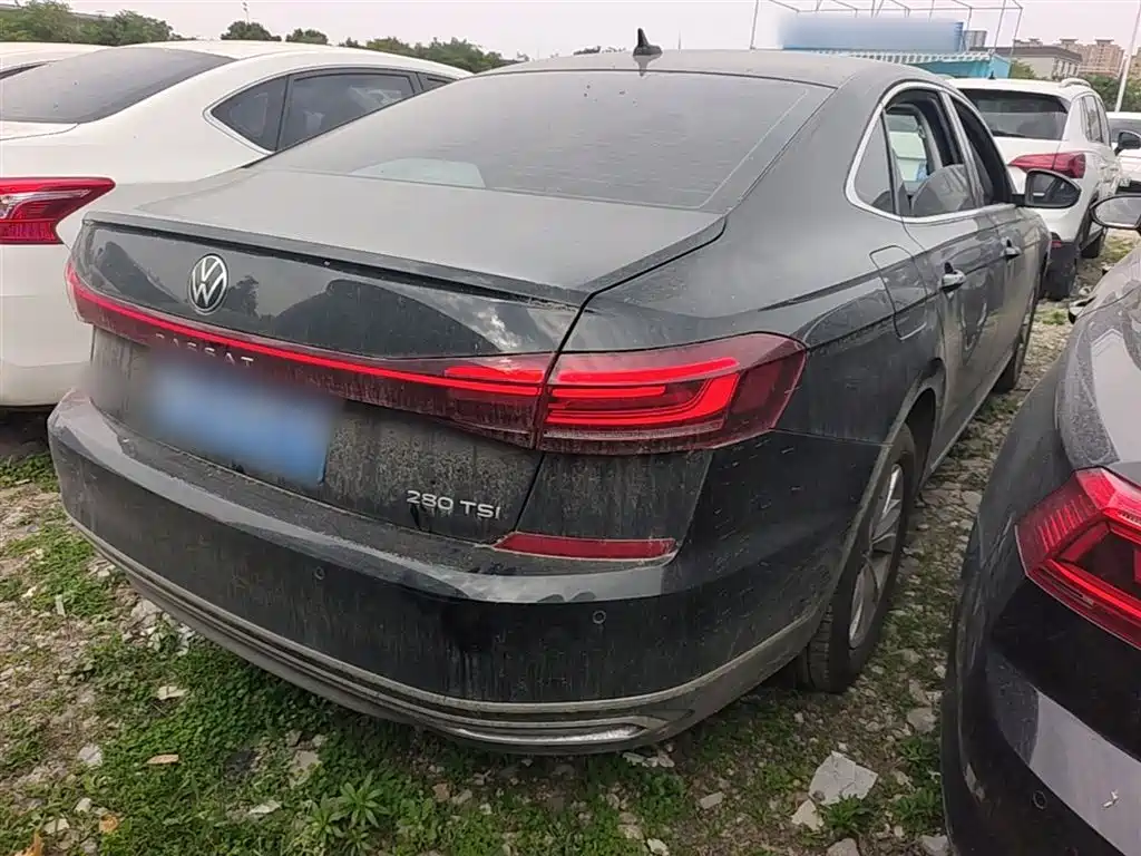 Volkswagen Passat 2022 280TSI Business Edition фото 7