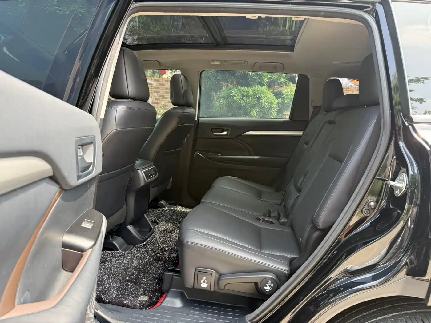 Toyota Highlander 2015 2.0T AWD Luxury Edition 7-seater фото 18