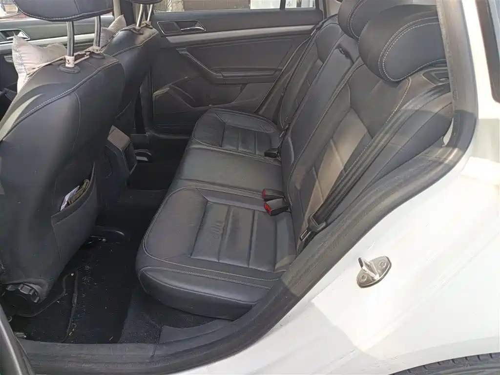 Volkswagen Lavida Tour 2015 230TSI DSG Comfort Edition фото 15