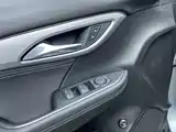 Photo 9 - Buick Envision S