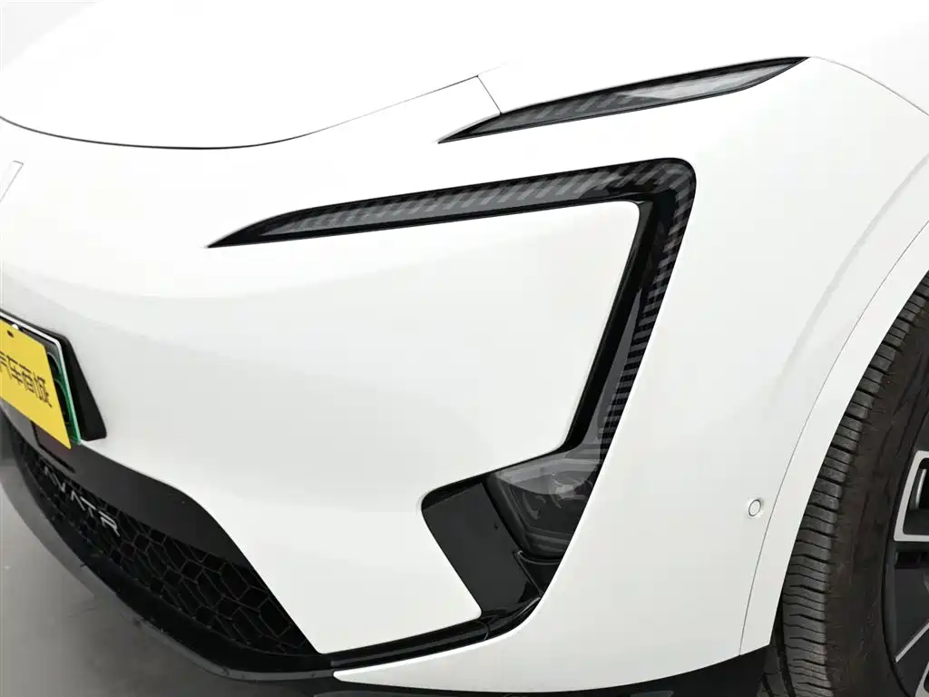 Avatr 11 2025 Ultra Extended Range Edition фото 18