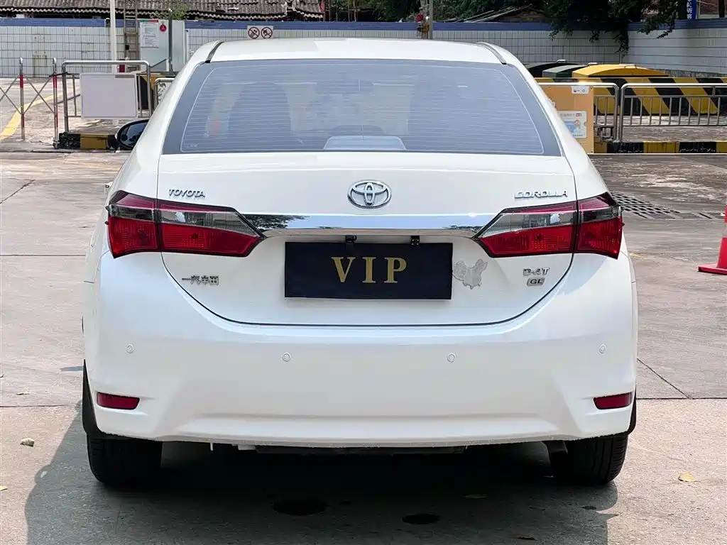 Toyota Corolla 2018 1.2T S-CVT GL Smart Edition фото 7