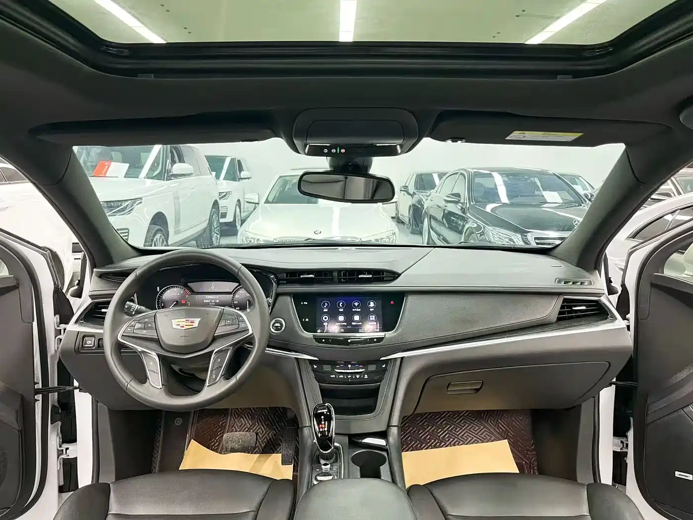 CADILLAC XT5