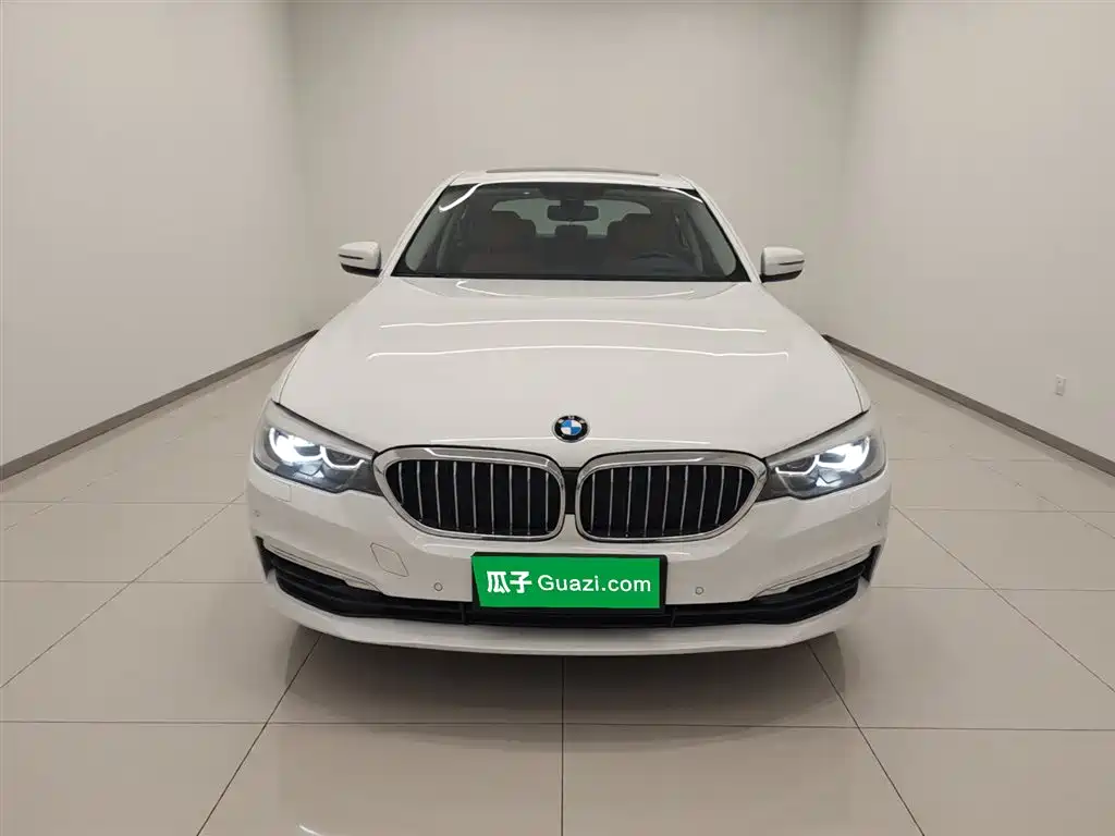 BMW 5 Series 2018 528Li Launch Special Edition фото 3