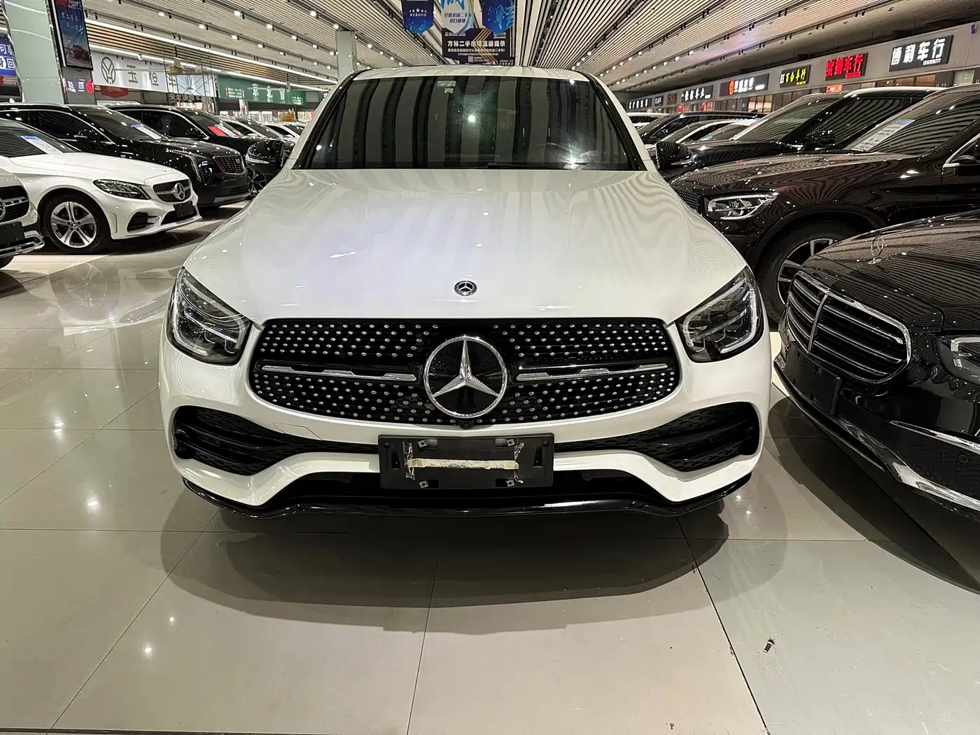 Mercedes-Benz GLC Coupe 2021 GLC 260 4MATIC Coupe SUV фото 2