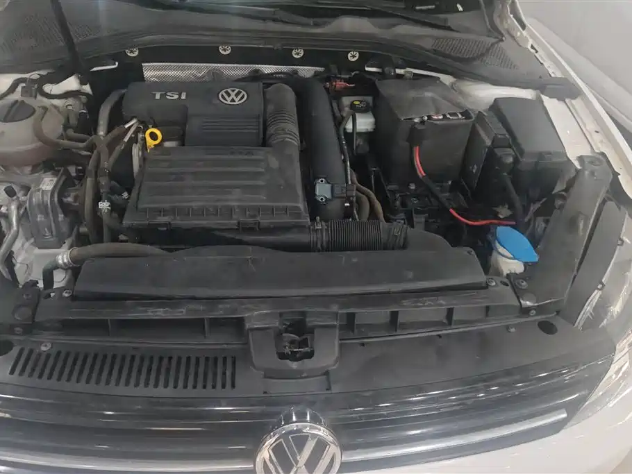 Volkswagen Lamando 2015 280TSI DSG Comfort фото 10