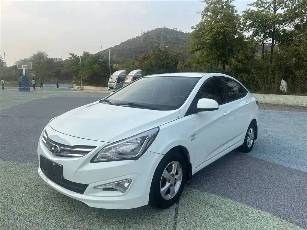 Hyundai Verna 2014 1.4L Automatic Smart GLS