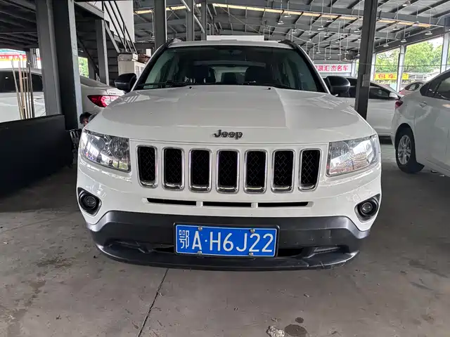 Jeep Compass (Import) 2015 2.0L 2WD Sport