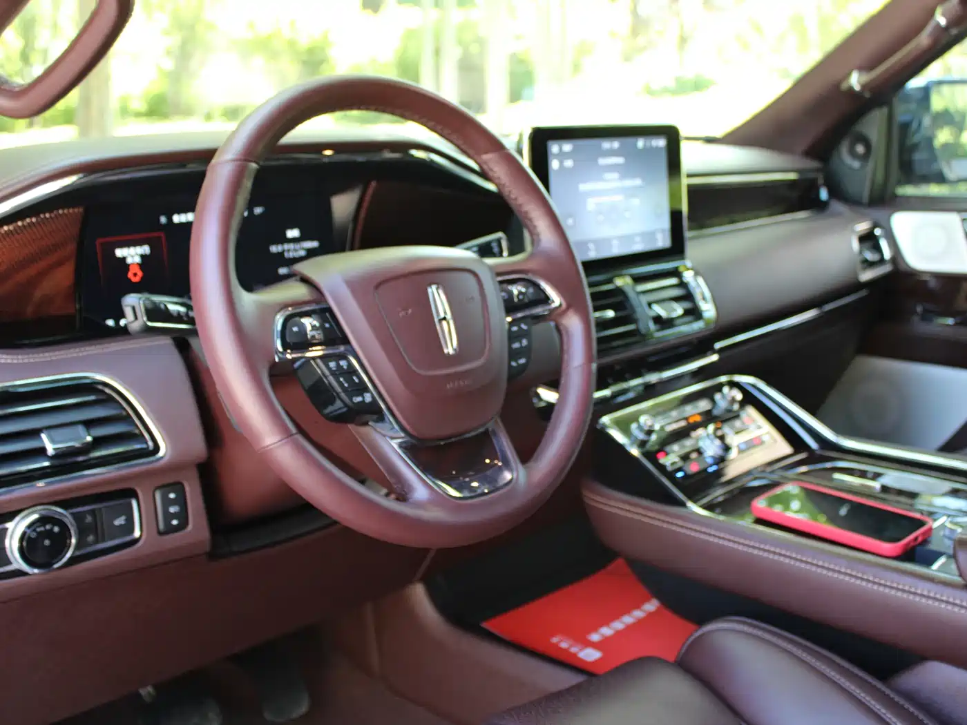 صورة 11 - Lincoln Navigator
