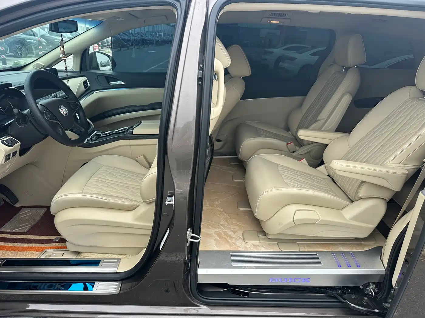 Buick GL8 2023 Land Business Class 652T Luxury фото 7