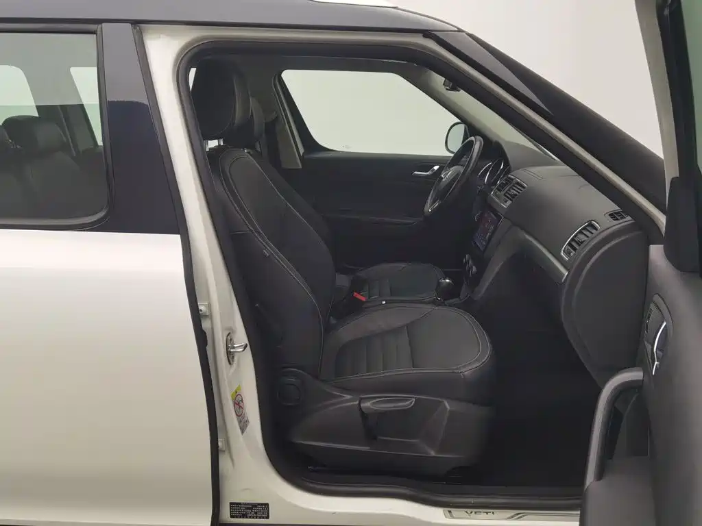 Škoda Yeti 2018 2017 TSI300 DSG Premium Edition