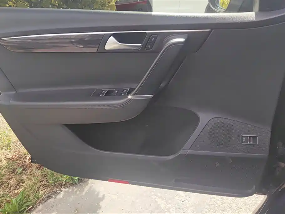 Volkswagen Magotan 2013 2.0TSI Premium фото 7