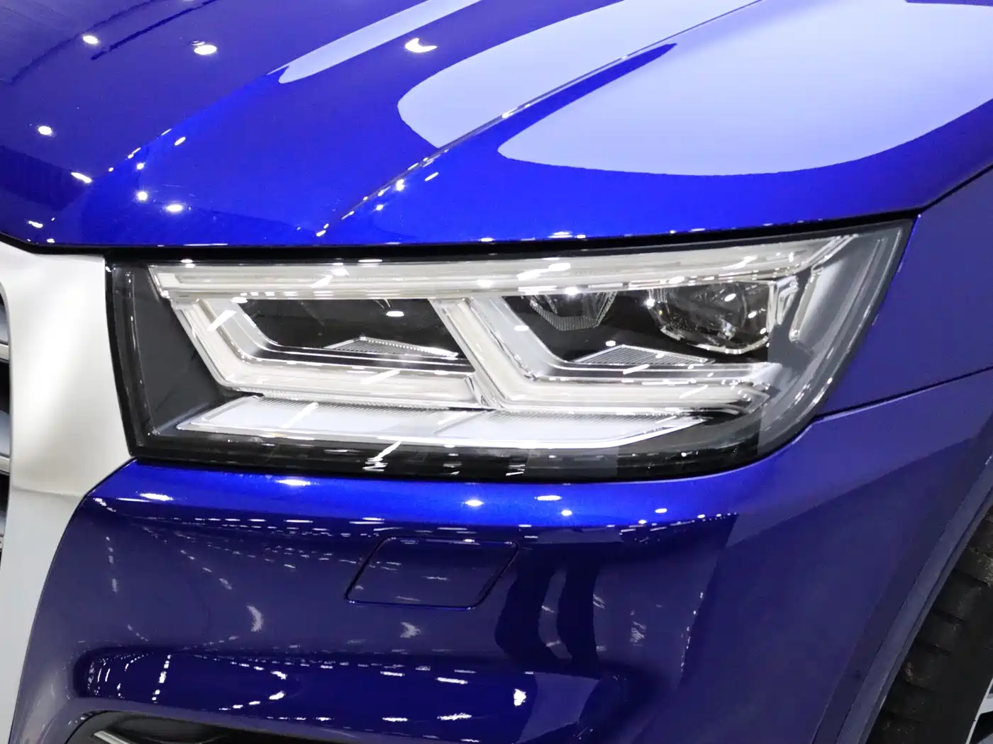 Audi Q5L 2020 40 TFSI Prestige Fashion фото 9