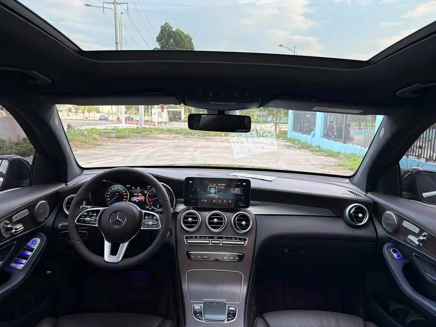 Mercedes-Benz GLC 2021 GLC 260 L 4MATIC Luxury фото 5