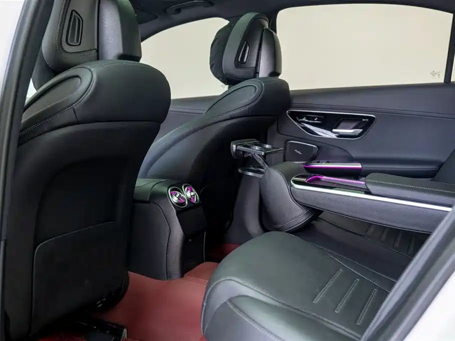 Mercedes-Benz C-Class 2023 C 200 L Sport фото 7