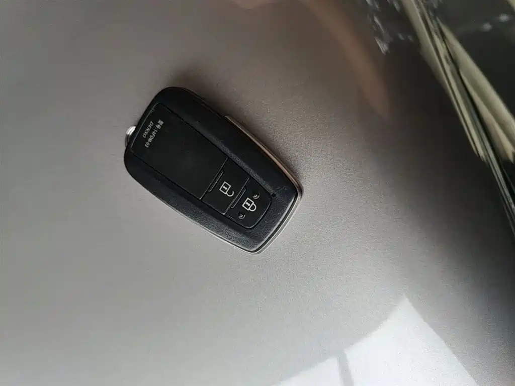 Toyota IZOA 2020 2.0L Yi Xiang CARE фото 9