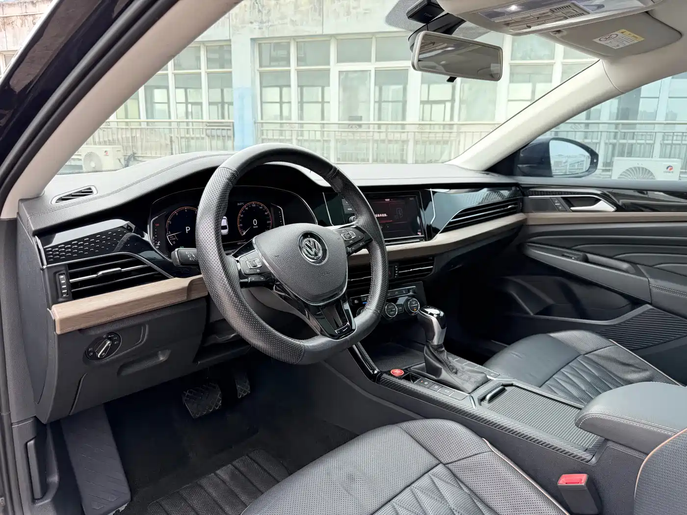 Volkswagen Passat 2019 Model 380TSI Luxury Edition China VI фото 13