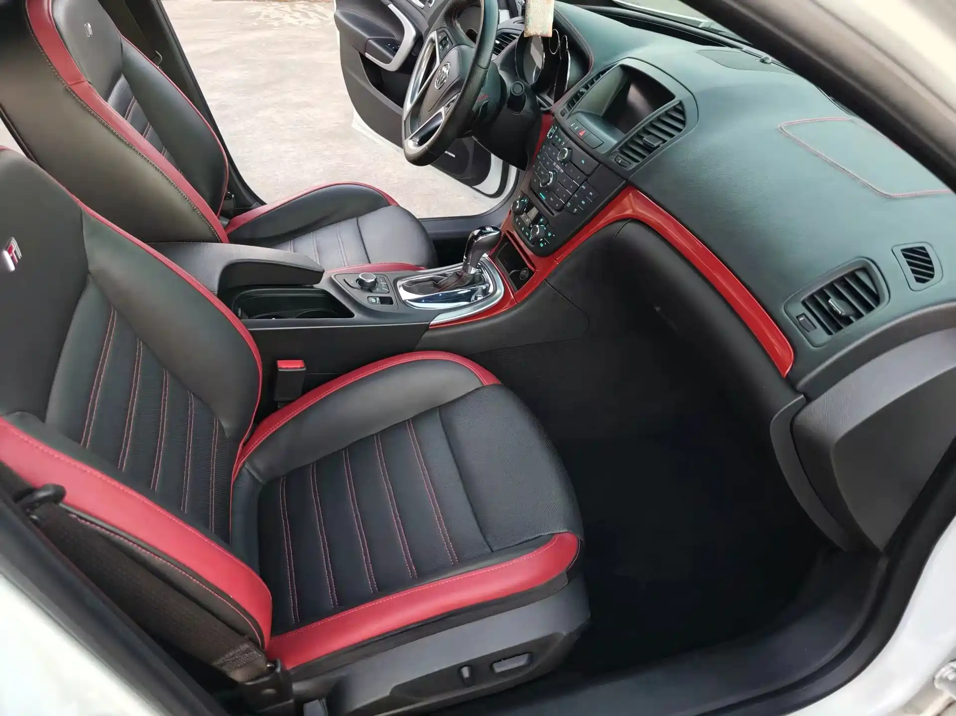 Фото 8 - Buick Regal