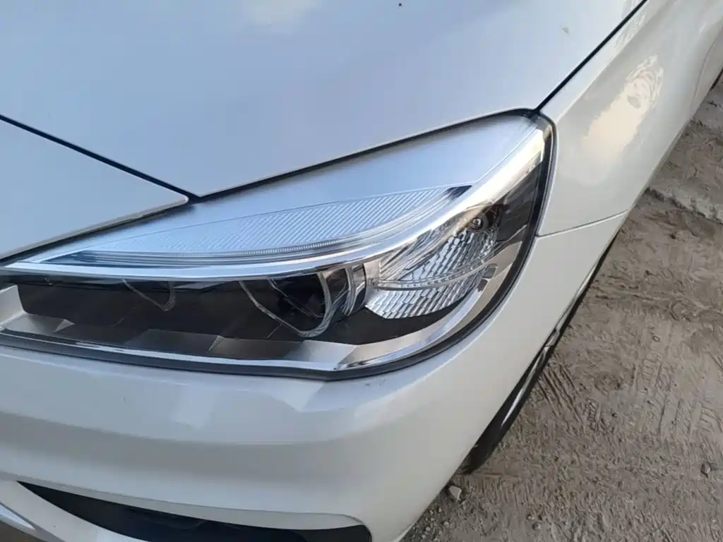 BMW 2 Series Touring 2018 2016 218i Leading