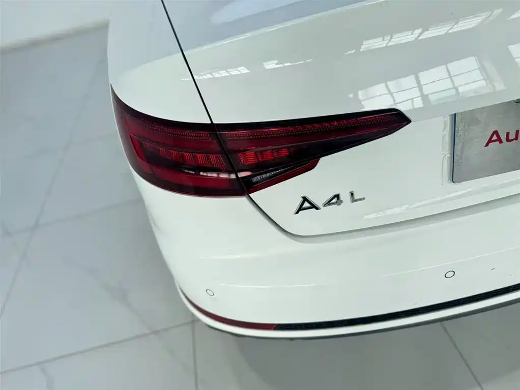 Audi A4L 2018 30th Anniversary 40 TFSI Sport фото 15