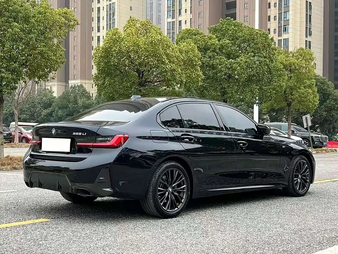 BMW 3 Series 2025 325Li M Sport Package фото 13