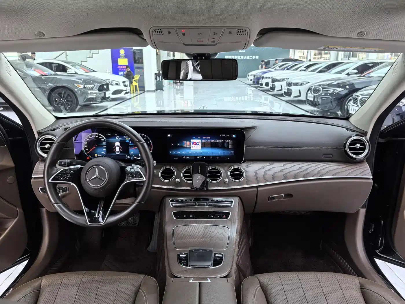 MERCEDES-BENZ E CLASS