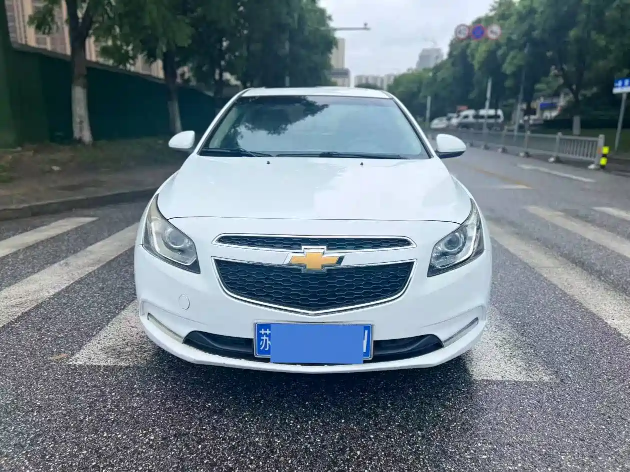 Chevrolet Cruze 2015 1.5L Classic SE AT фото 2