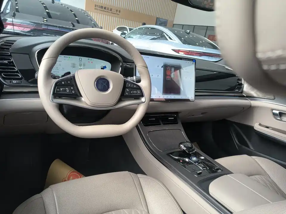BYD Han 2025 DM-i 125KM LiDAR Smart Driving фото 7