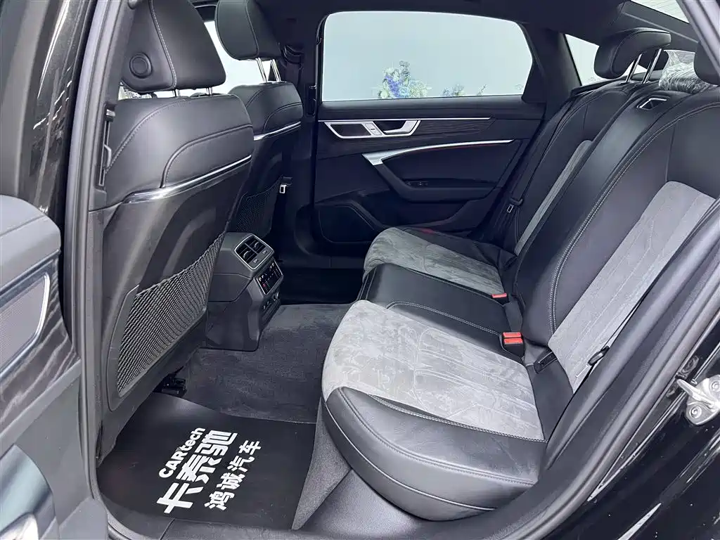 Audi A6L 2024 45 TFSI quattro Premium Dynamic фото 24