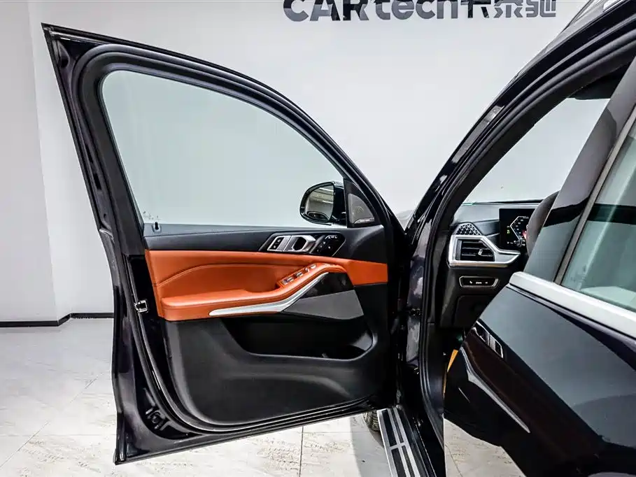 BMW X7 2023 xDrive40i Exclusive Luxury Package фото 5